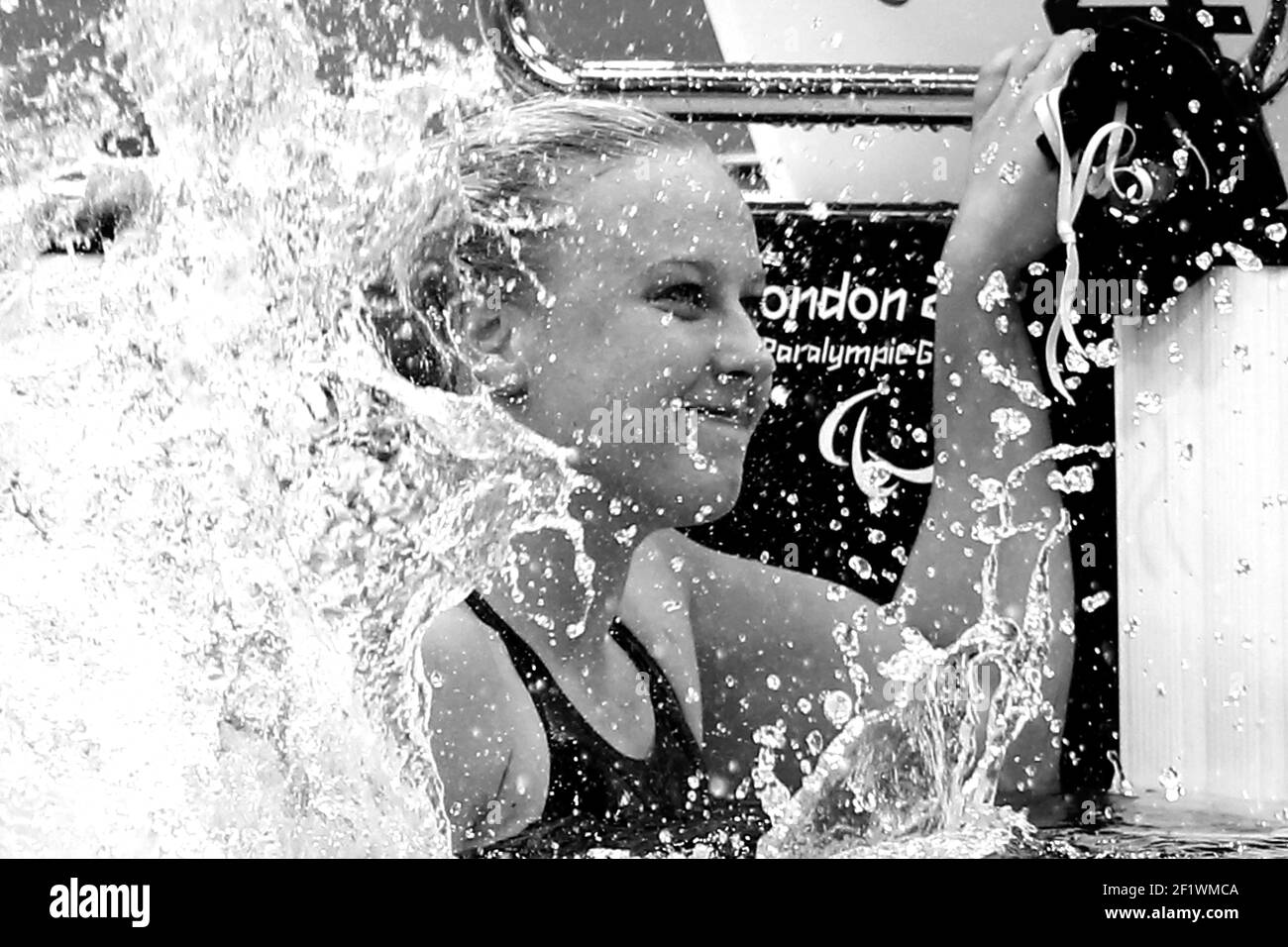 LONDRA 2012 - PARALIMPIADI - GIORNO 2 - 31/08/2012 - FOTO EDDY LEMAISTRE / KMSP / DPPI - NUOTO - CENTRO ACQUATICO - 400 M FREESTYLE - FINALE - JESSICA LONG (USA) È CAMPIONE OLIMPICO E MEDAGLIA D'ORO Foto Stock