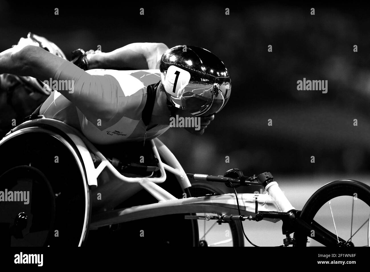 LONDRA 2012 - PARALIMPIADI - GIORNO 4 - 02/09/2012 - PHOTO EDDY LEMAISTRE / KMSP / DPPI - STADIO OLIMPICO - ATLETICA - UOMO 5000 M - FINALE - ILLUSTRAZIONE - MARCEL HUG (SUI) Foto Stock