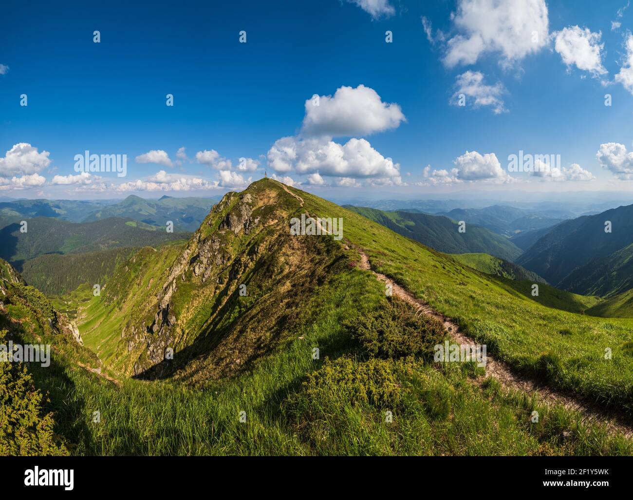 Marmaros PIP Ivan Mountain top, Carpazi, Ucraina. Foto Stock