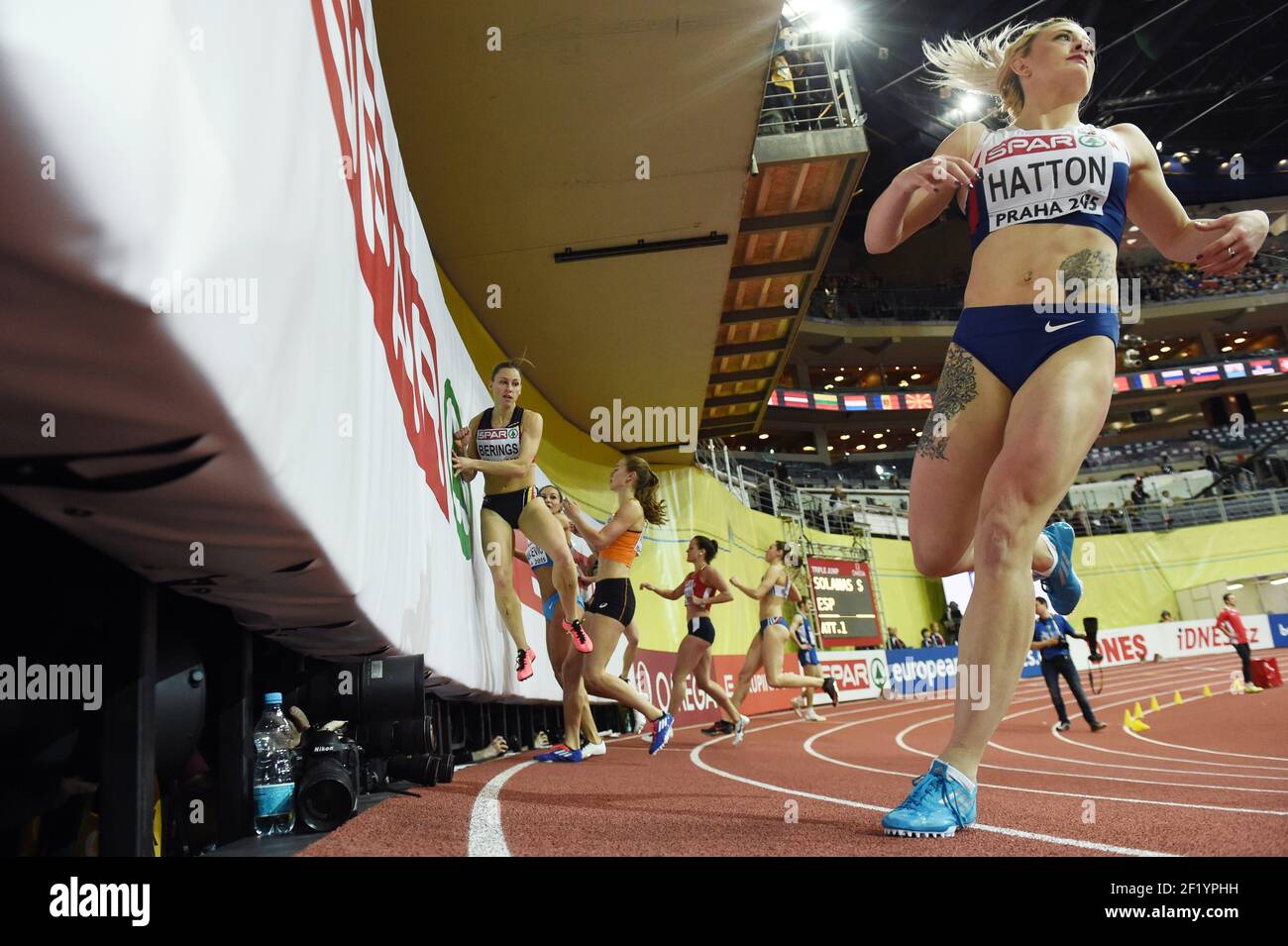 Immagine del traguardo durante i Campionati europei di atletica Indoor, il 6 marzo 2015, presso la O2 Arena di Praga, Repubblica Ceca. Foto Philippe Millereau / KMSP / DPPI Foto Stock