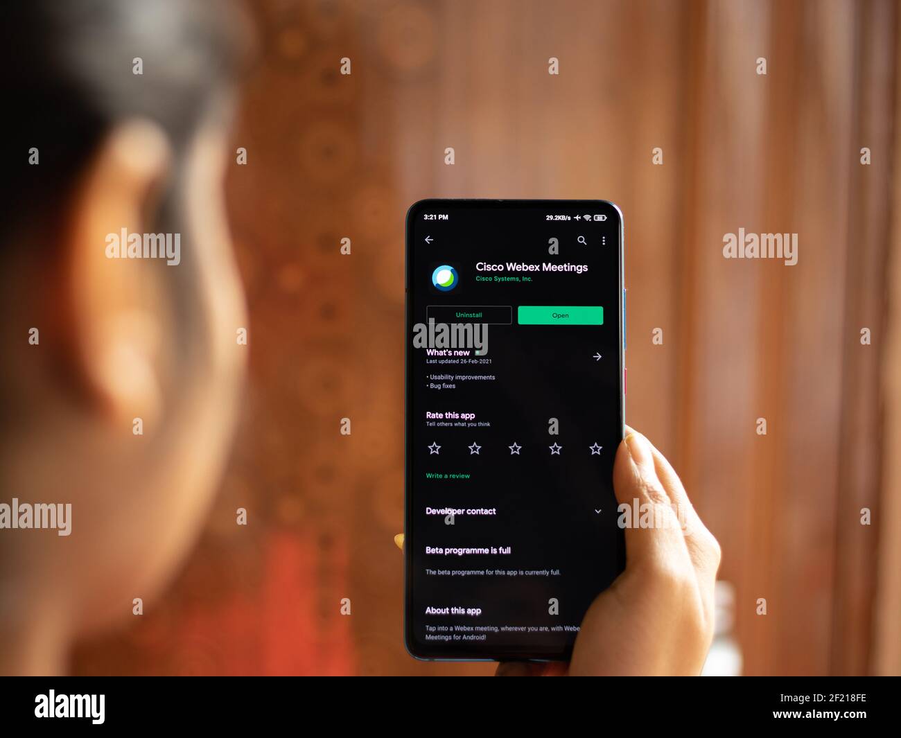 Assam, india - 10 Marzo 2021 : il logo degli incontri Webex sullo schermo del telefono. Foto Stock