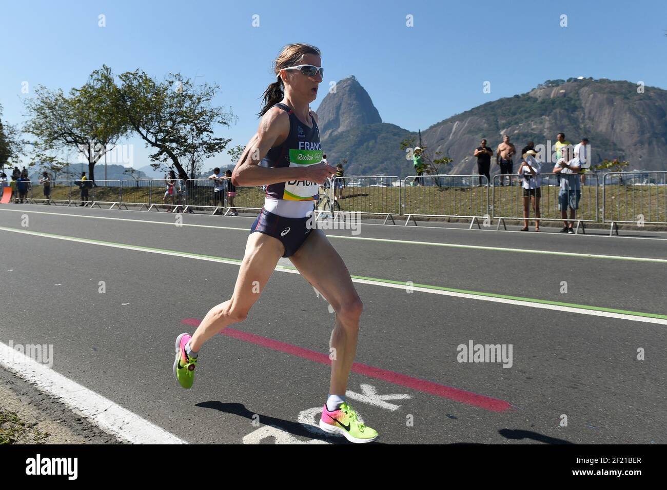 Christelle Daunay in Francia compete nella Maratona delle donne di atletica durante i Giochi Olimpici RIO 2016, Atletica, il 14 agosto 2016, a Rio, Brasile - Foto Jean-Marie Hervio / KMSP / DPPI Foto Stock