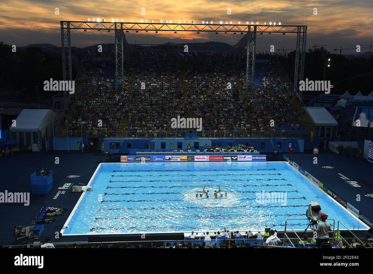 La squadra francese gareggia su Free Combination Synchronized Nuoto durante il 17° Campionato del mondo FINA, alla Duna Arena, a Budapest, Ungheria, giorno 7, Il 20 luglio 2017, Foto Stephane Kempinaire / KMSP / DPPI Foto Stock