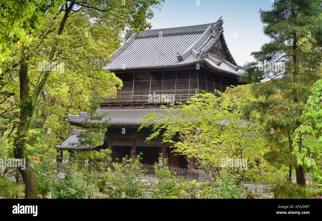 Shōfukuji fu il primo tempio Zen costruito in Giappone. Fu fondata nel 1195 dal sacerdote Eisai, che introdusse il Buddismo Zen dalla Cina a Fukuoka Foto Stock
