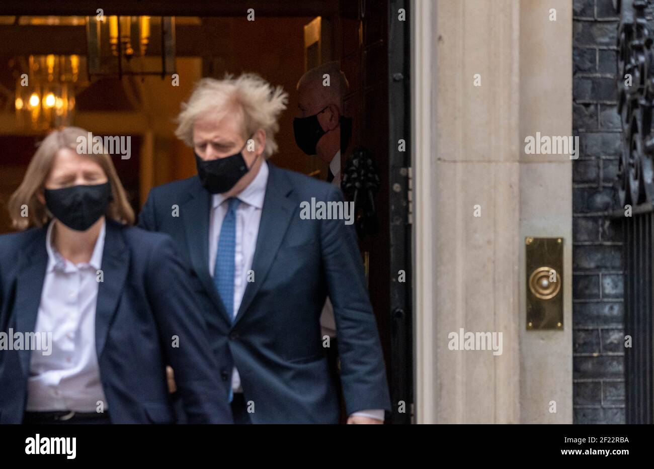 Londra, Regno Unito. 10 marzo 2021. Boris Johnson, il primo Ministro MP lascia 10 Downing Street, Londra UK Credit: Ian Davidson/Alamy Live News Foto Stock