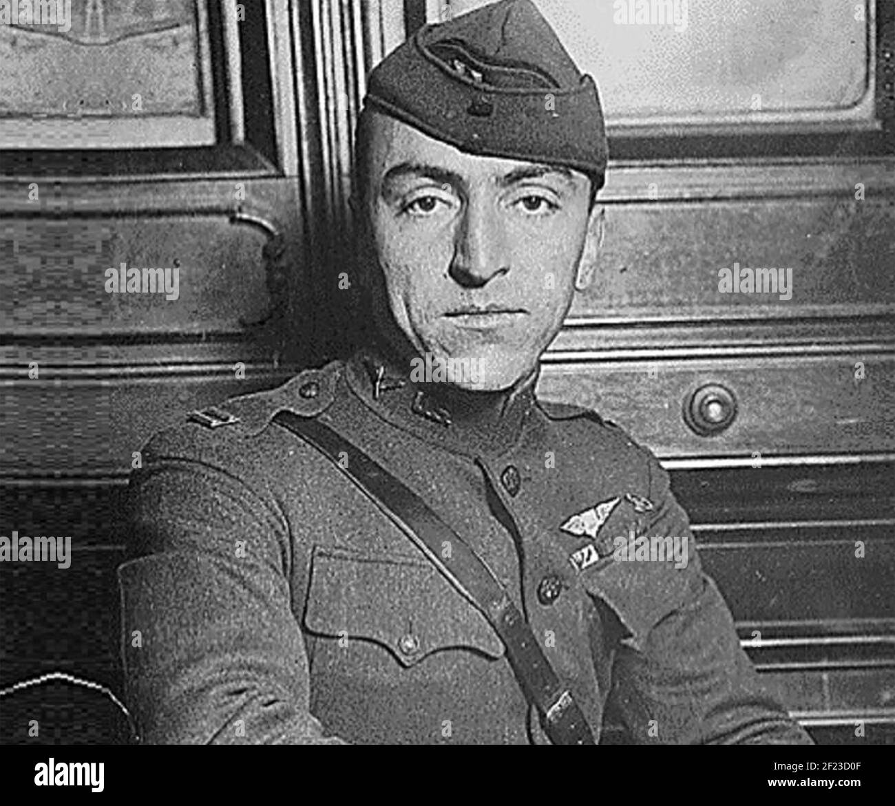 EDDIE RICKENBACKER (1890-1973) asso da combattimento americano della prima guerra mondiale. Foto Stock
