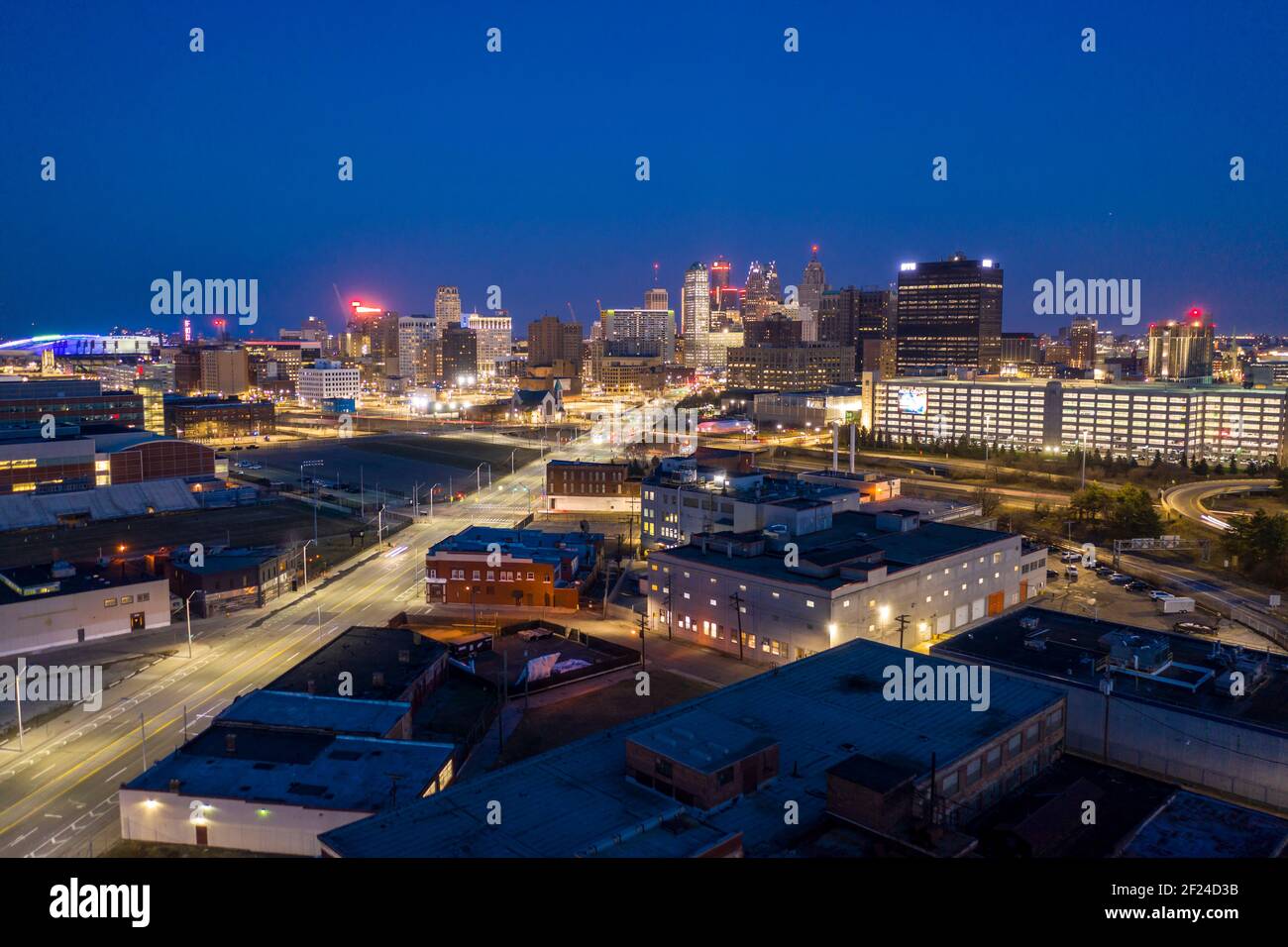 Detroit, Michigan - Downtown Detroit dopo il tramonto. Foto Stock