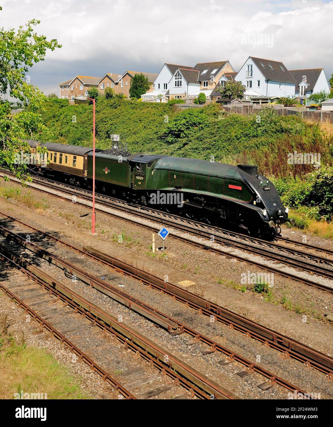 LNER Class A4 Pacific No 60019 Bittern arrivo a Weymouth con il Dorset Coast Express. 11th agosto 2010. Foto Stock