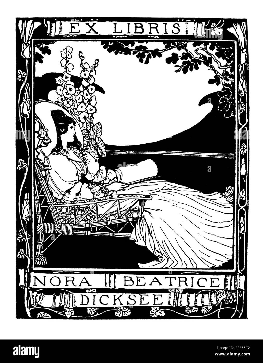 figura femminile comodamente seduto in giardino incorniciato con alberi e. Fiori bookplate disegnata per Nora Beatrice Dicksee dall'illustratore britannico Robert Annin Foto Stock