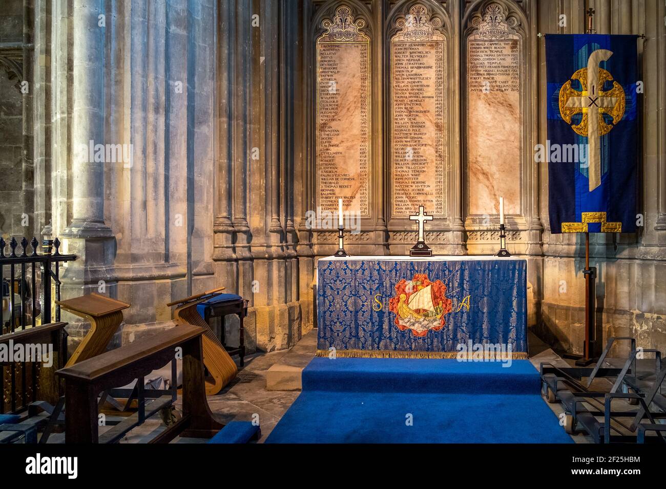 Vista interna della Cattedrale di Canterbury Foto Stock
