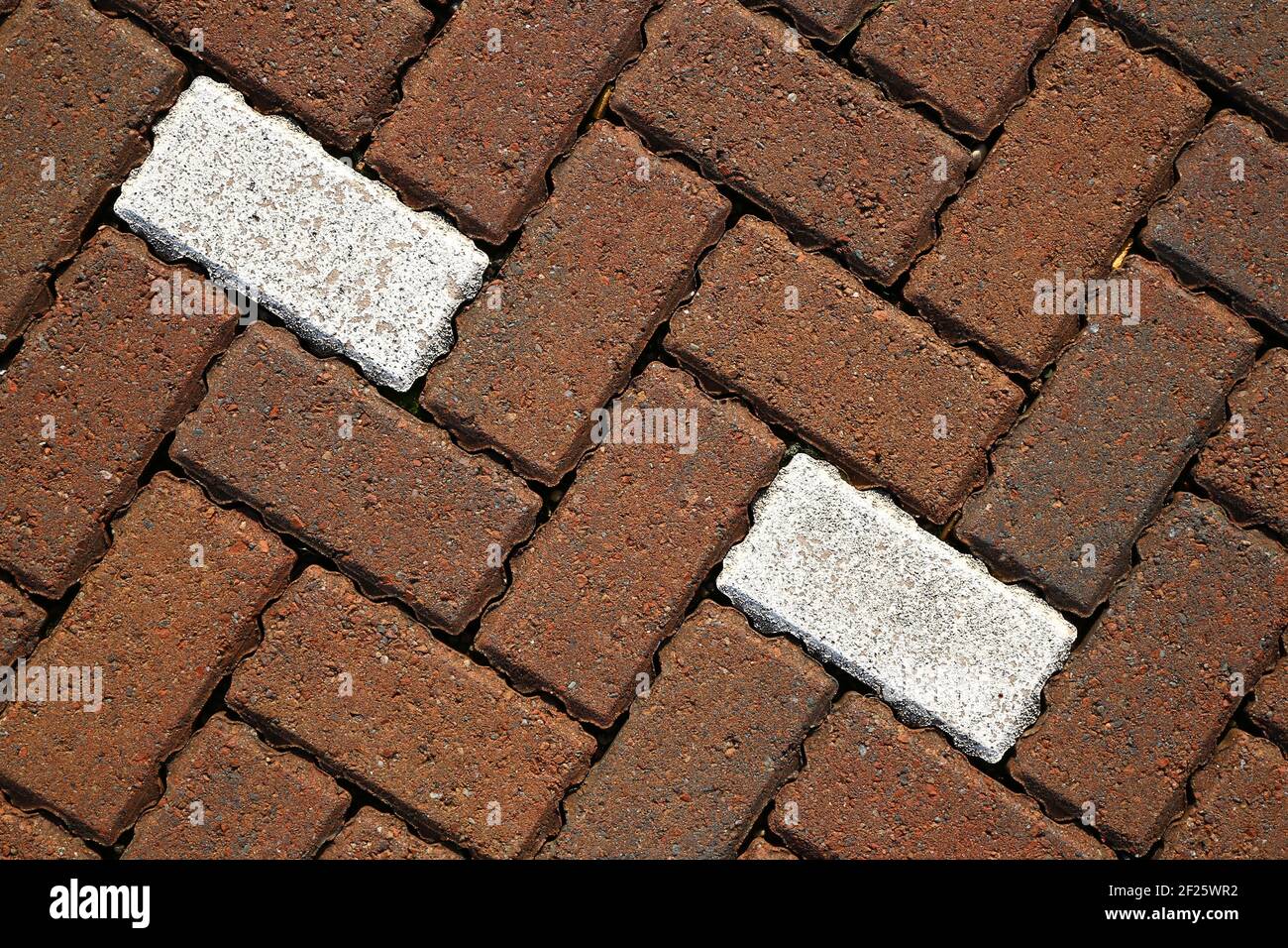 Rosso e bianco esterni piastrelle sfondo Foto Stock