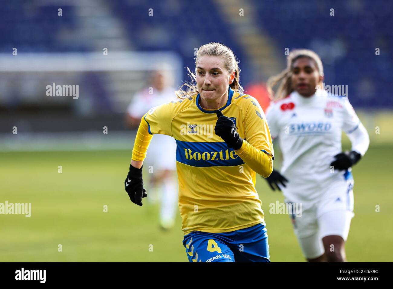 Brondby, Danimarca. 10 marzo 2021. Maja Kildemoes (4) di Brondby SE visto durante la partita della UEFA Women's Champions League tra Brondby IF e Olympique Lyon al Brondby Stadion di Broendby, Danimarca. (Photo Credit: Gonzales Photo/Alamy Live News Foto Stock