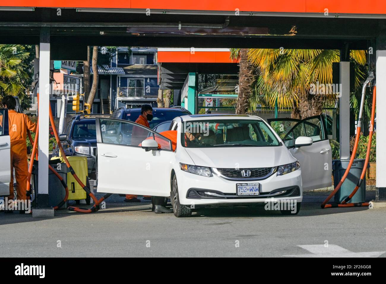 Four Seasons Oasis Auto Wash, Drive Up, Auto Detailing, North Vancouver, British Columbia, Canada Foto Stock