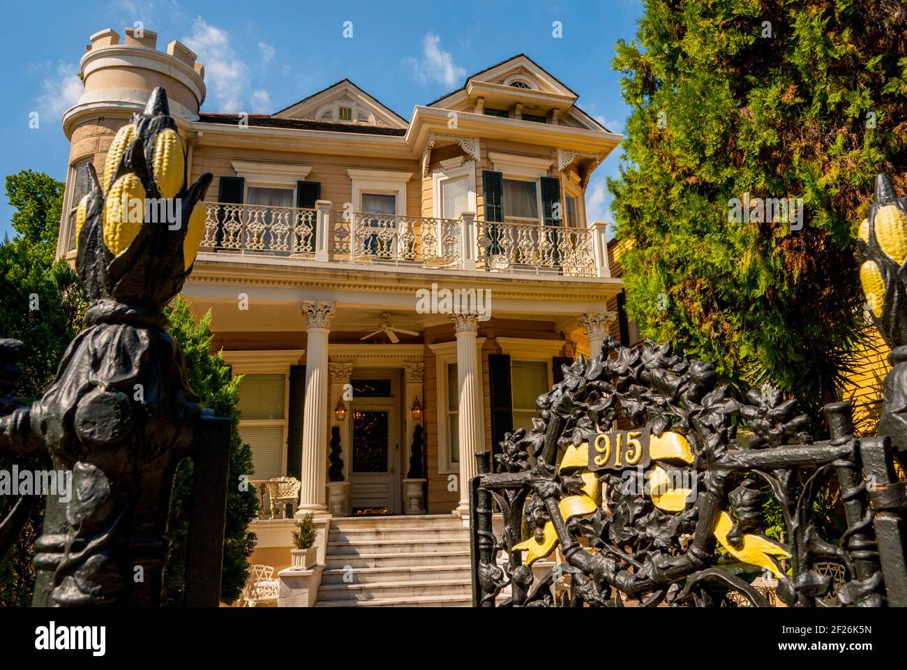 Si affaccia sulla parte anteriore dell'hotel Cornstalk in Royal Street, nel quartiere francese di New Orleans, Louisiana Foto Stock