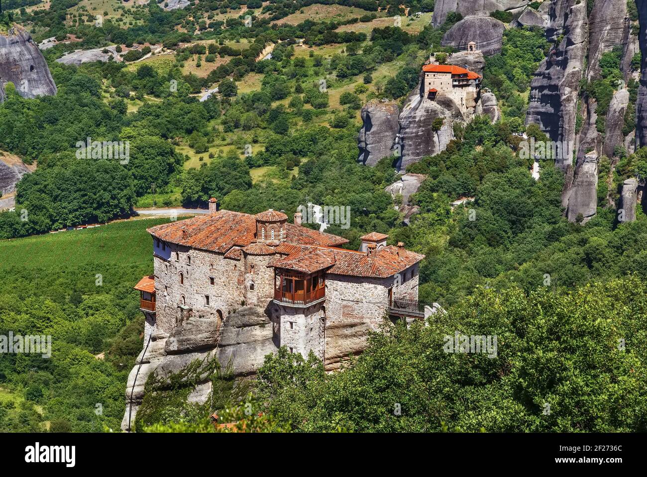 Monasteri di Rousanou e Nikolaos a Meteora, Grecia Foto Stock
