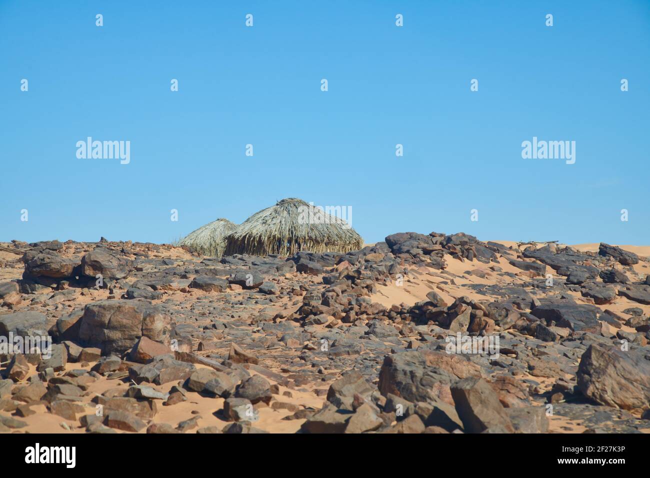 Capanna di paglia nel deserto del Sahara Mauritano Foto Stock