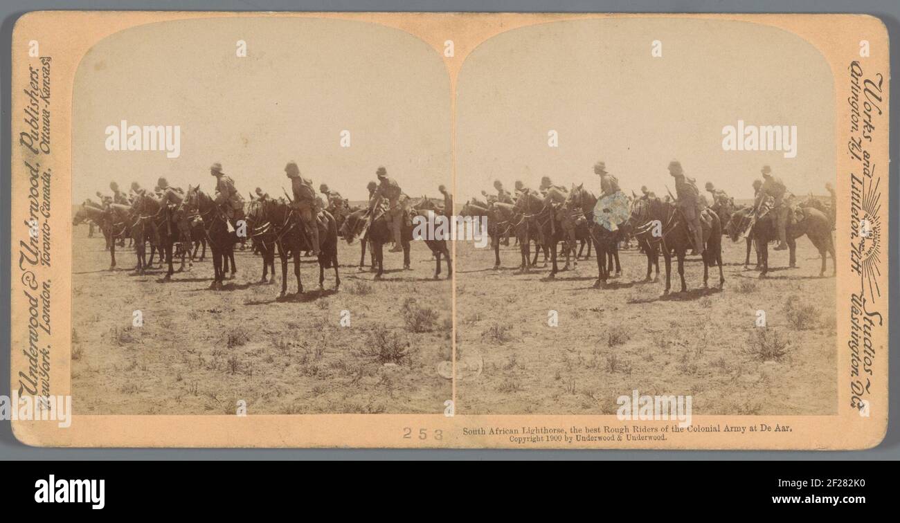 Vista del South African Light Horse a cavallo al picco; South African Lighthorse, i migliori Riders della Colonial Army a De Aure .. Foto Stock