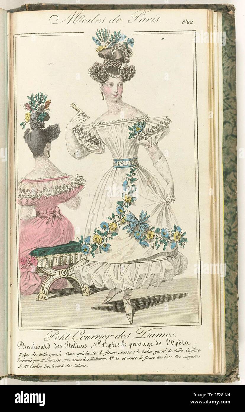 Petit Courrier des Dames, 5 Mars 1829, No. 622 : Robe de tulle....donna in piedi in un chon di tulle sormontato con una ghirlanda di fiori. Piatti di raso guarniti con tulle. Coiffure realizzata da narcisse e decorata con fiori selvatici. Visto lo stesso Jap sul retro. Stampa dalla rivista di moda Petit Courier des Ladies (1821-1868). Bound (con alcune pp. Le Journal des Laden et des modes). Dal 15 gennaio 1827 al 20 marzo 1830. Incompleto. Foto Stock