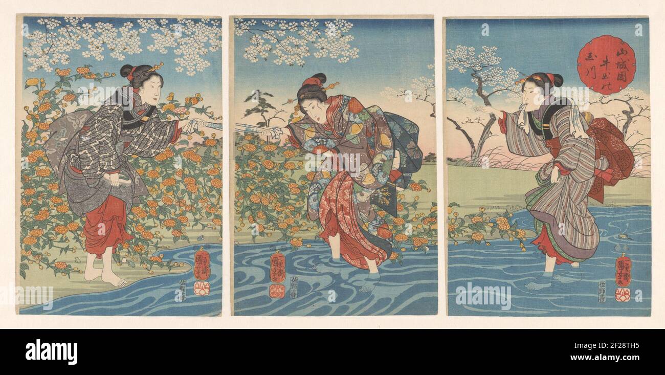 Il fiume IDE Tama nella provincia di Yamashiro; Yamashiro kuni ide no tamagawa.twee donne che camminano attraverso un fiume poco profondo, il fronte dalla riva aiutato da una terza donna con pantofole nel suo giudice e un panno nella sua mano sinistra; Sullo sfondo fioriscono alberi e spessi addensati con fiori d'arancio. Foto Stock