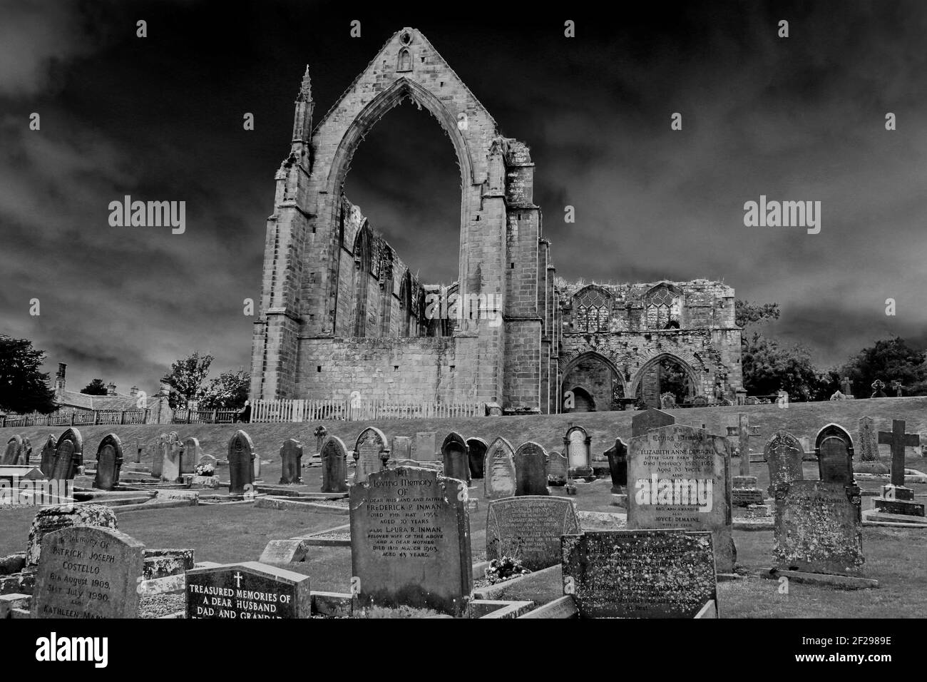Bolton Abbey a Wharfedale, North Yorkshire, Inghilterra Foto Stock