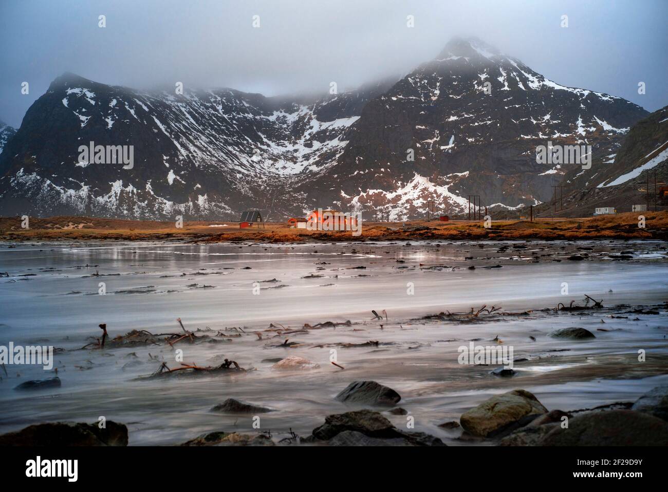 Skagsanden, una spiaggia nei pressi di Flakstad, Flakstadøy, Lofoten, Nordland, Norvegia Foto Stock