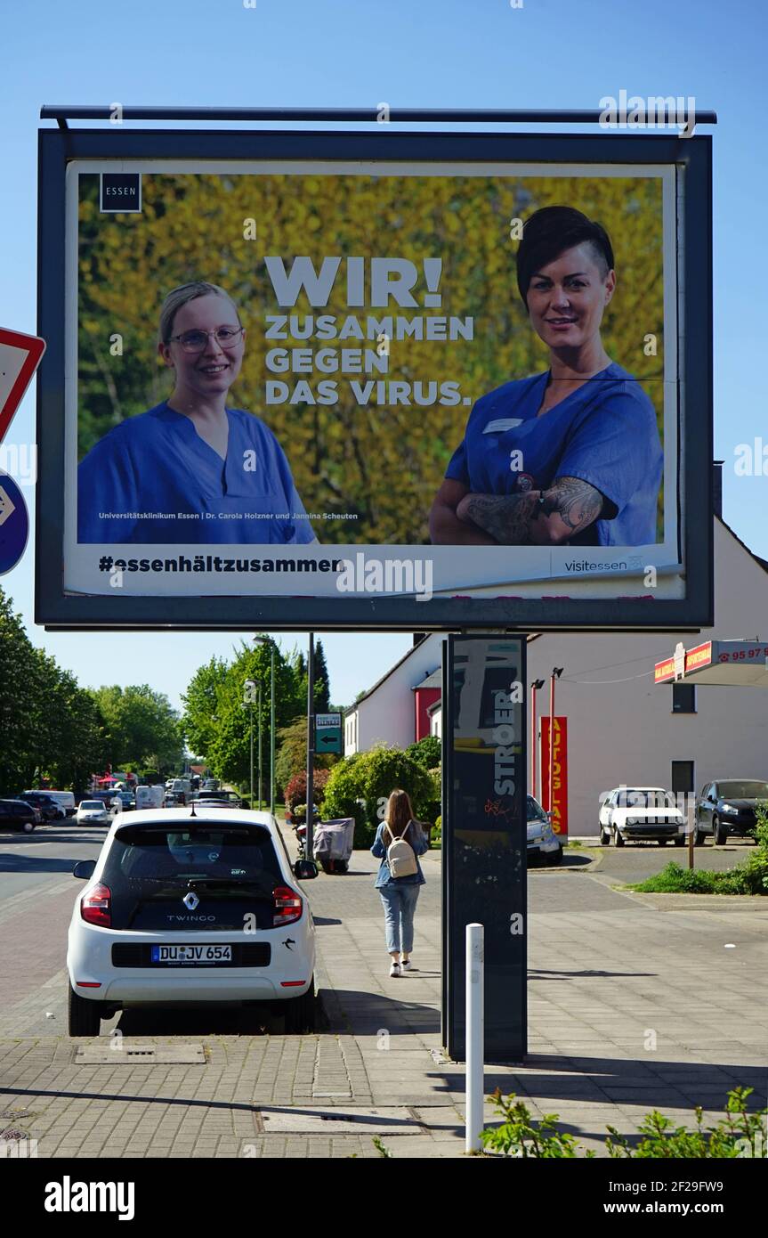 Poster pubblico per la solidarietà di Covet. Noi. insieme contro il virus. essen tiene insieme, sparato a Essen-Haarzopf, 2020 Foto Stock