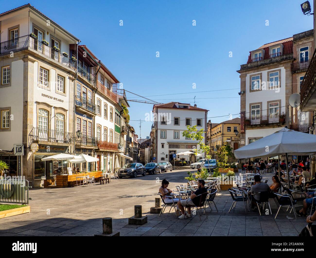 Viseu, Portogallo; Agosto 2020 : Vista su una delle piazze più antiche e importanti della città, Piazza D. Duarte, Viseu Foto Stock