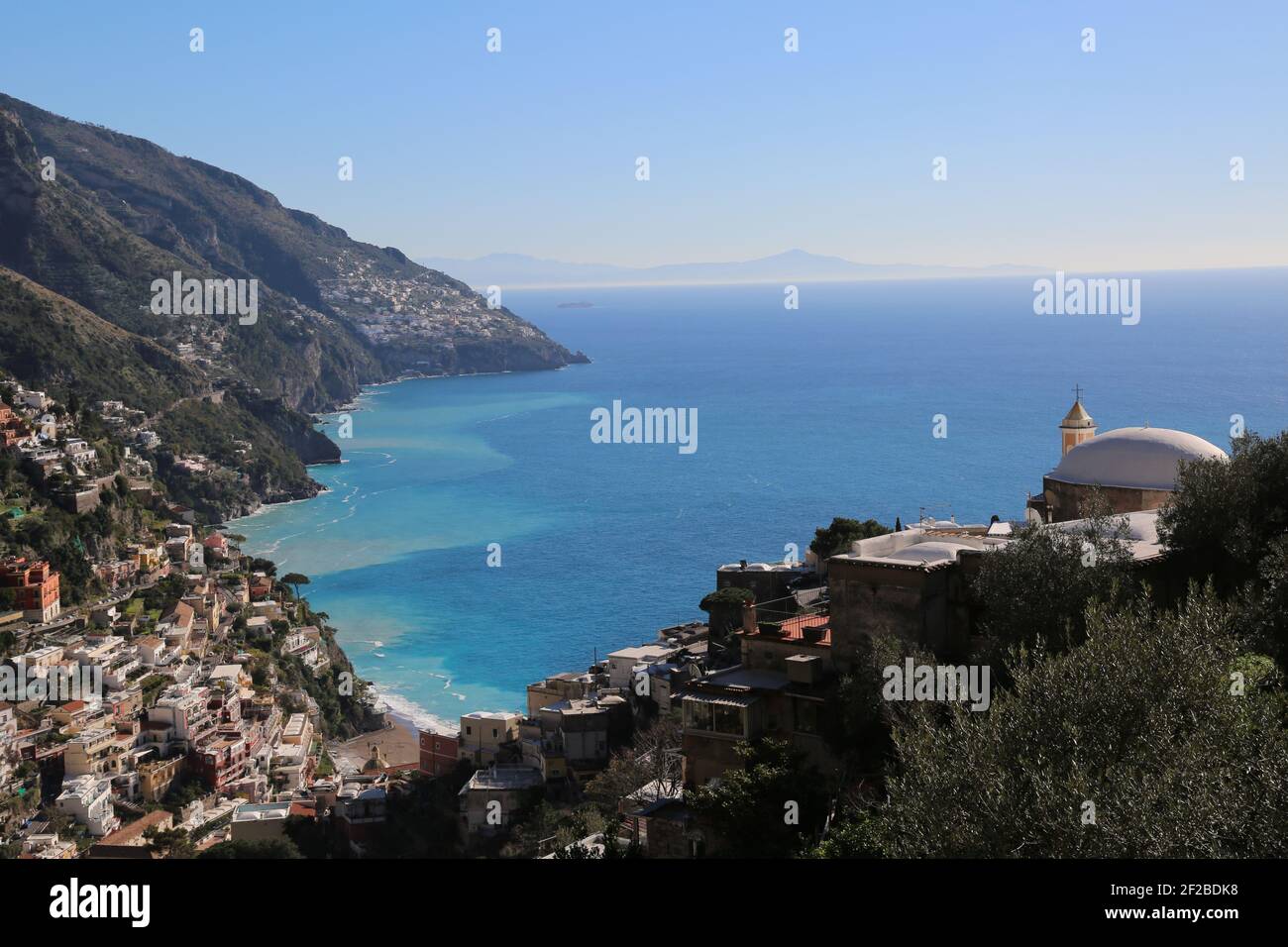 Veduta aerea di Positano e della Costiera Amalfitana, Campania, Italia Foto Stock