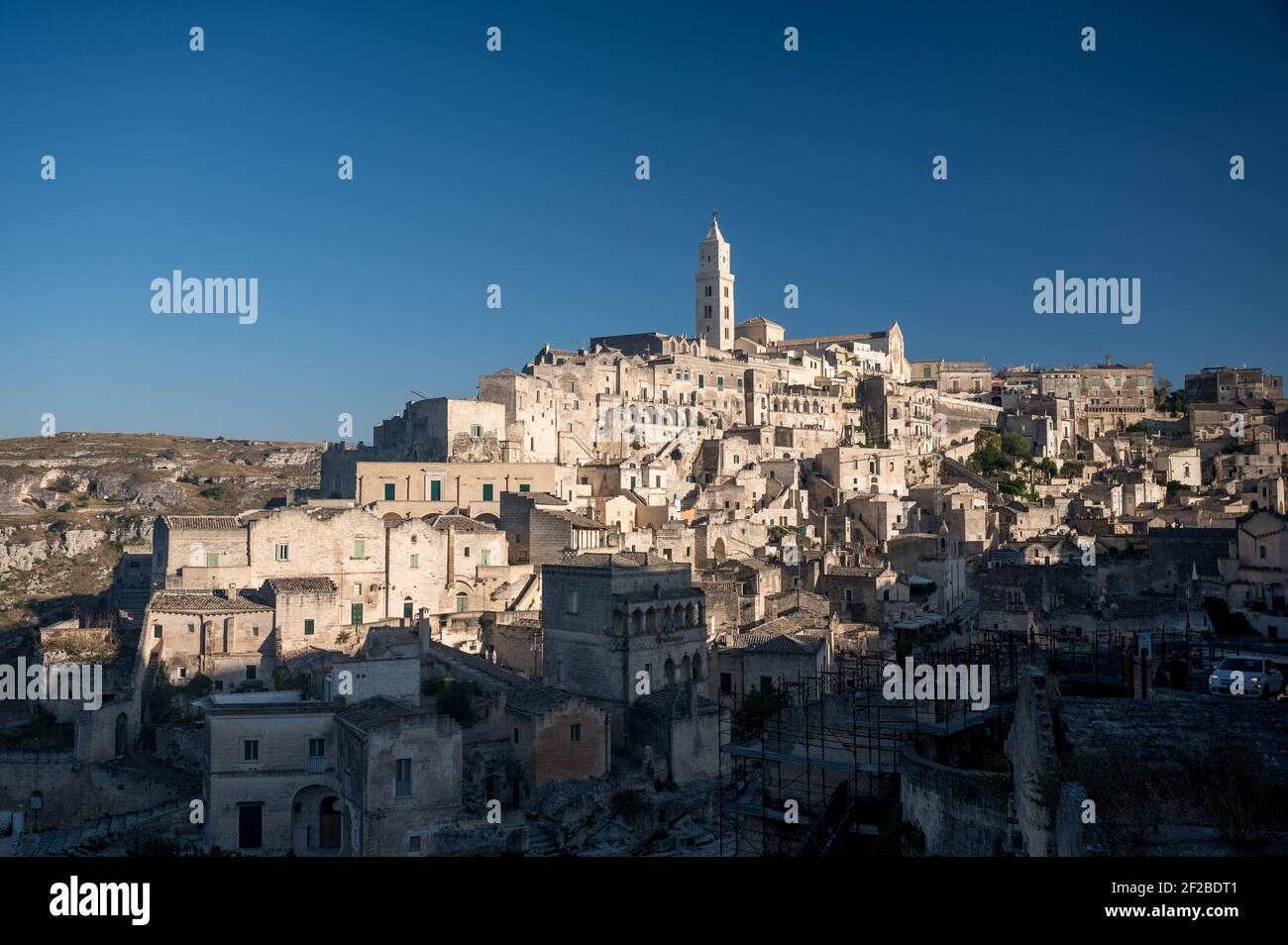Vista sulla bellissima città vecchia di Matera, Basilicata Foto Stock