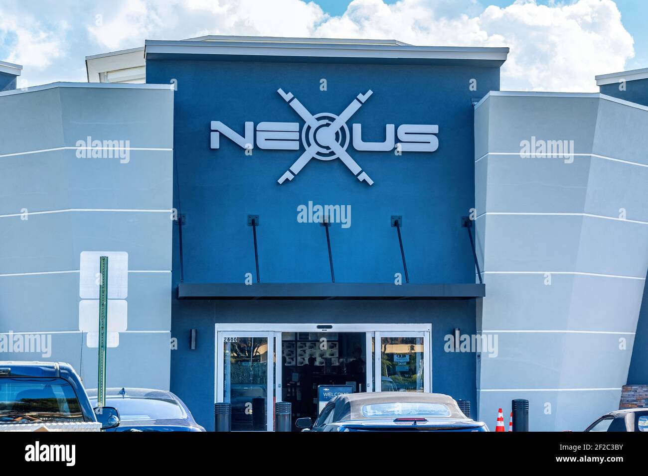 Nexus Shooting, un negozio di armi da fuoco e gamma indoor - DAVIE, Florida, USA Foto Stock