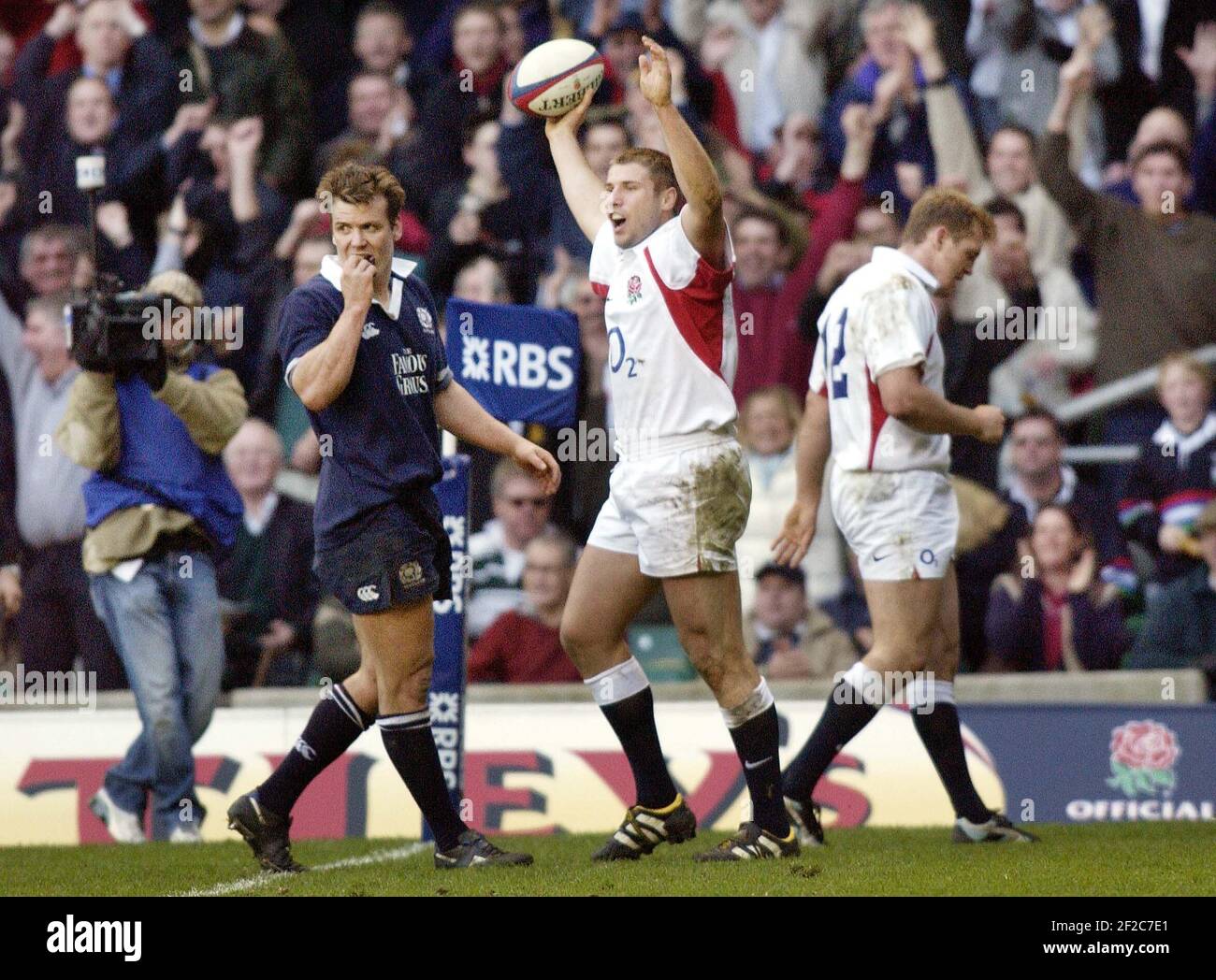 RUGBY SIX NATHA ENGLAND V SCOTLAND 22/3/2003 BEN COHEN AFTER LA SUA PROVA IMMAGINE DAVID ASHDOWNRUGBY Foto Stock