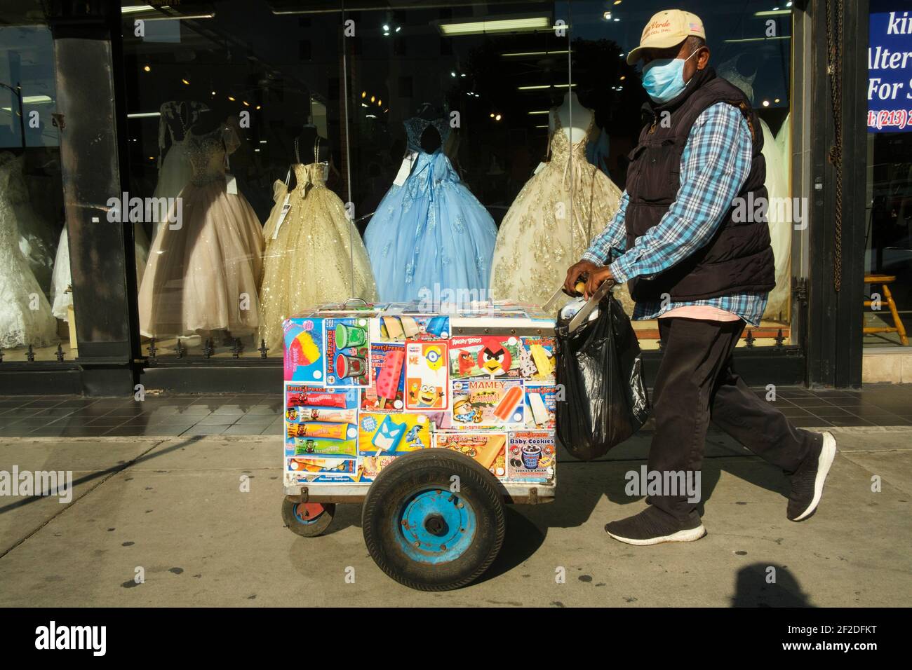 Fornitore di gelati, centro di Los Angeles, California, Stati Uniti d'America Foto Stock