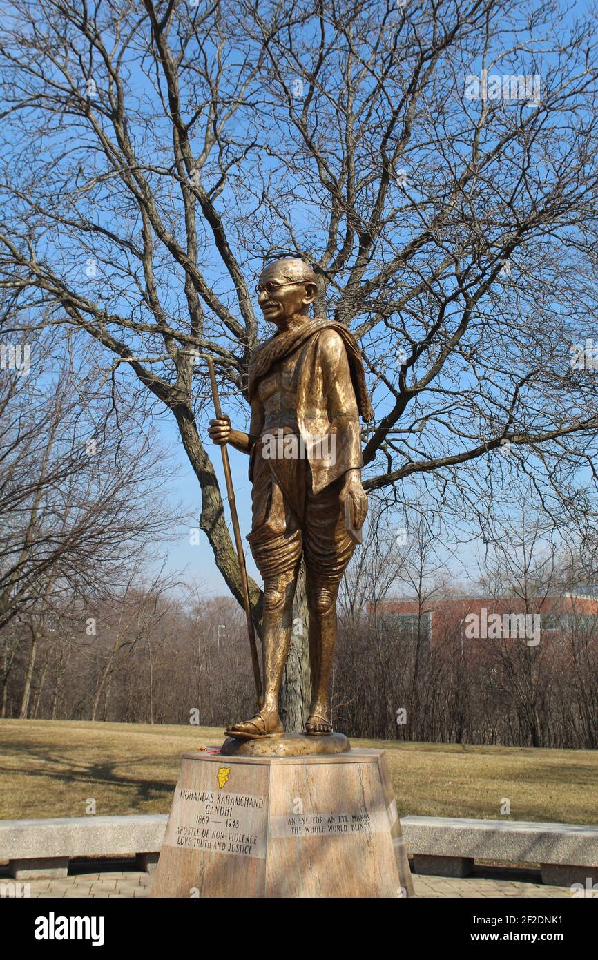 Statua di Gandhi allo Skokie Northshore Sculpture Park a Skokie, Illinois Foto Stock
