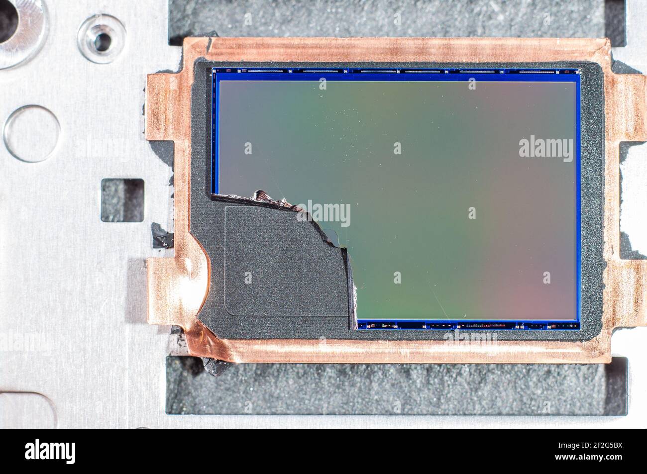Sensore fotosensibile di primo piano della fotocamera difettoso e rottura Foto Stock