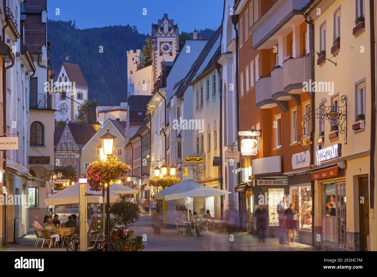 Geografia / viaggio, Germania, Baviera, Fuessen, zona pedonale nel centro storico dietro di esso alto cast, diritti aggiuntivi-clearance-Info-non-disponibile Foto Stock