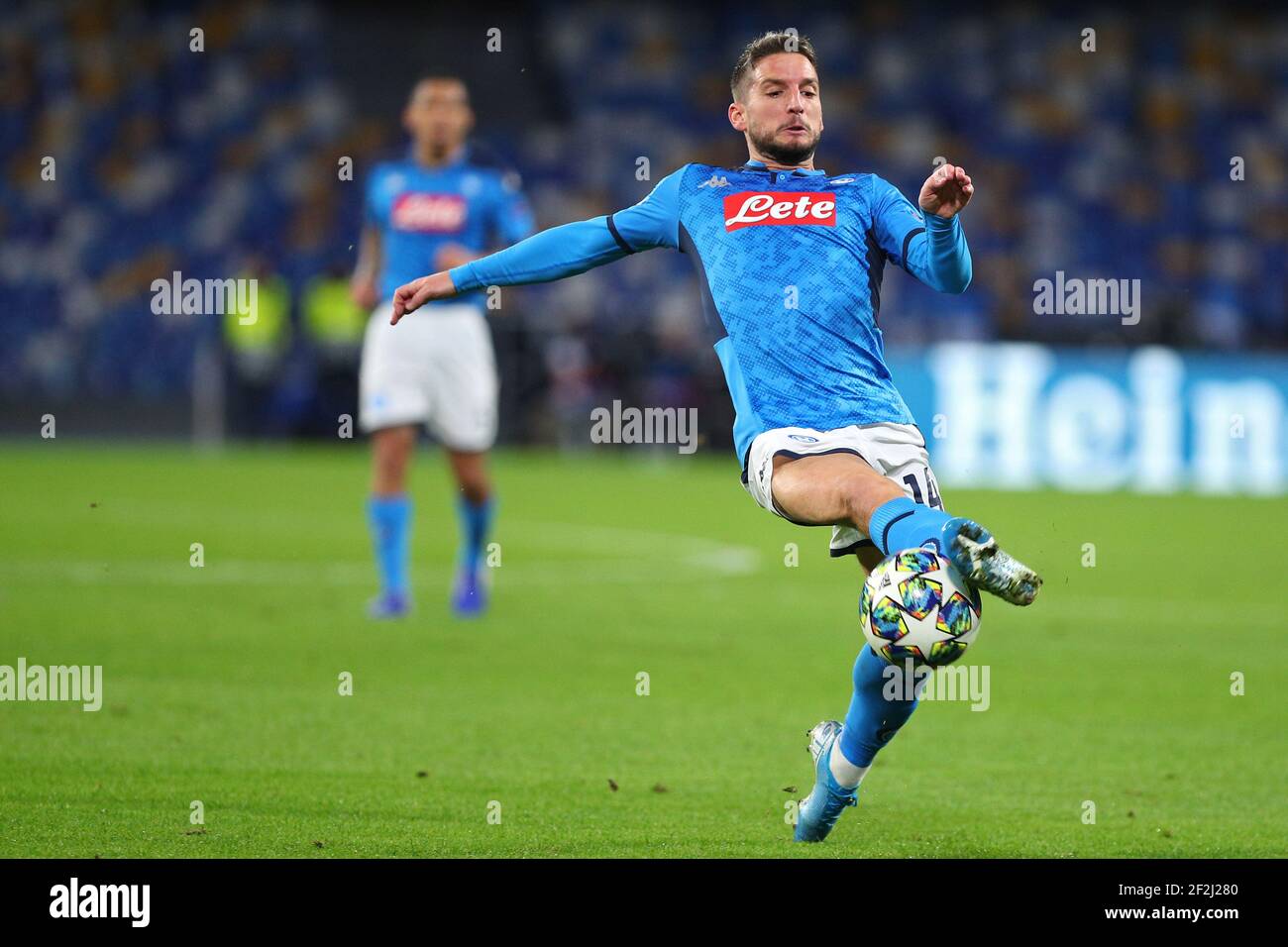 Dries Mertens di Napoli in azione durante la UEFA Champions League, partita di calcio del Gruppo e tra SSC Napoli e KRC Genk il 10 dicembre 2019 allo Stadio San Paolo di Napoli, Italia - Foto Federico Proietti/DPPI Foto Stock