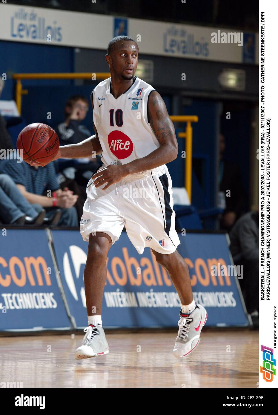 BASKETBALL - CAMPIONATO FRANCESE PRO A 2007/2008 - LEVALLOIS (FRA) - 02/11/2007 - PHOTO: CATHERINE STEENKESTE / DPPI PARIS-LEVALLOIS (VINCITORE) V STRASBOURG - JE'KEL FOSTER (PARIS-LEVALLOIS) Foto Stock