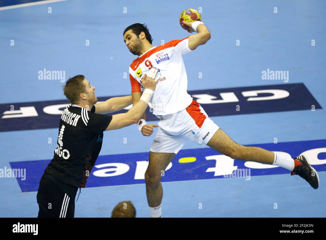 PALLAMANO - 23° CAMPIONATO MONDIALE MASCHILE IHF 2013 - GRUPPO A - TUNISIA V GERMANIA - PALACIO DE DEPORTES / GRANOLLERS (ESP) - 13/01/2013 - FOTO MANUEL BLONDAU / AOP PRESSA / DPPI - AMINE BANNOUR (TUN) Foto Stock