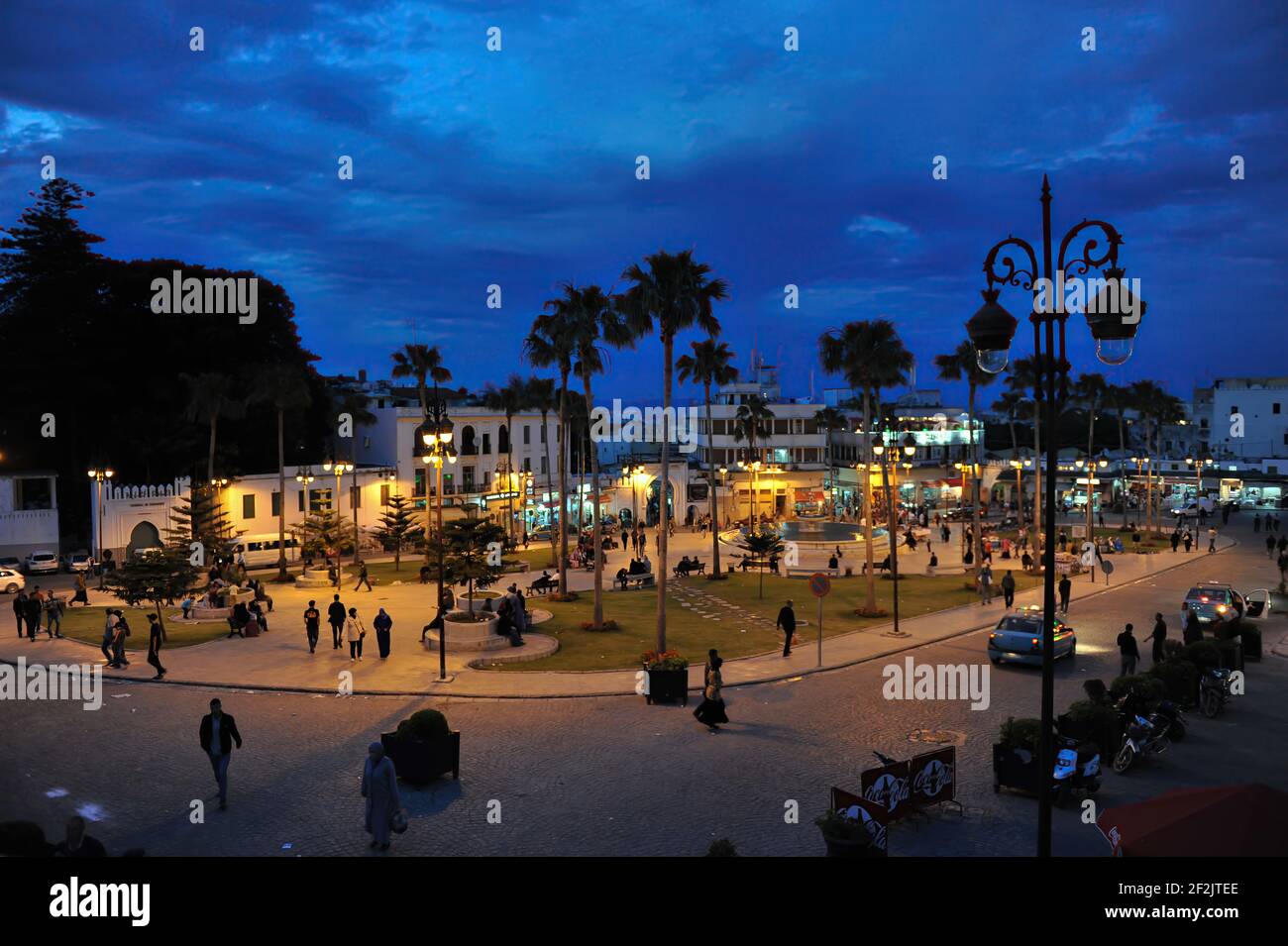 Le Grand Socco piazza Tangeri Marocco nord Africa.Tangeri di notte Foto Stock