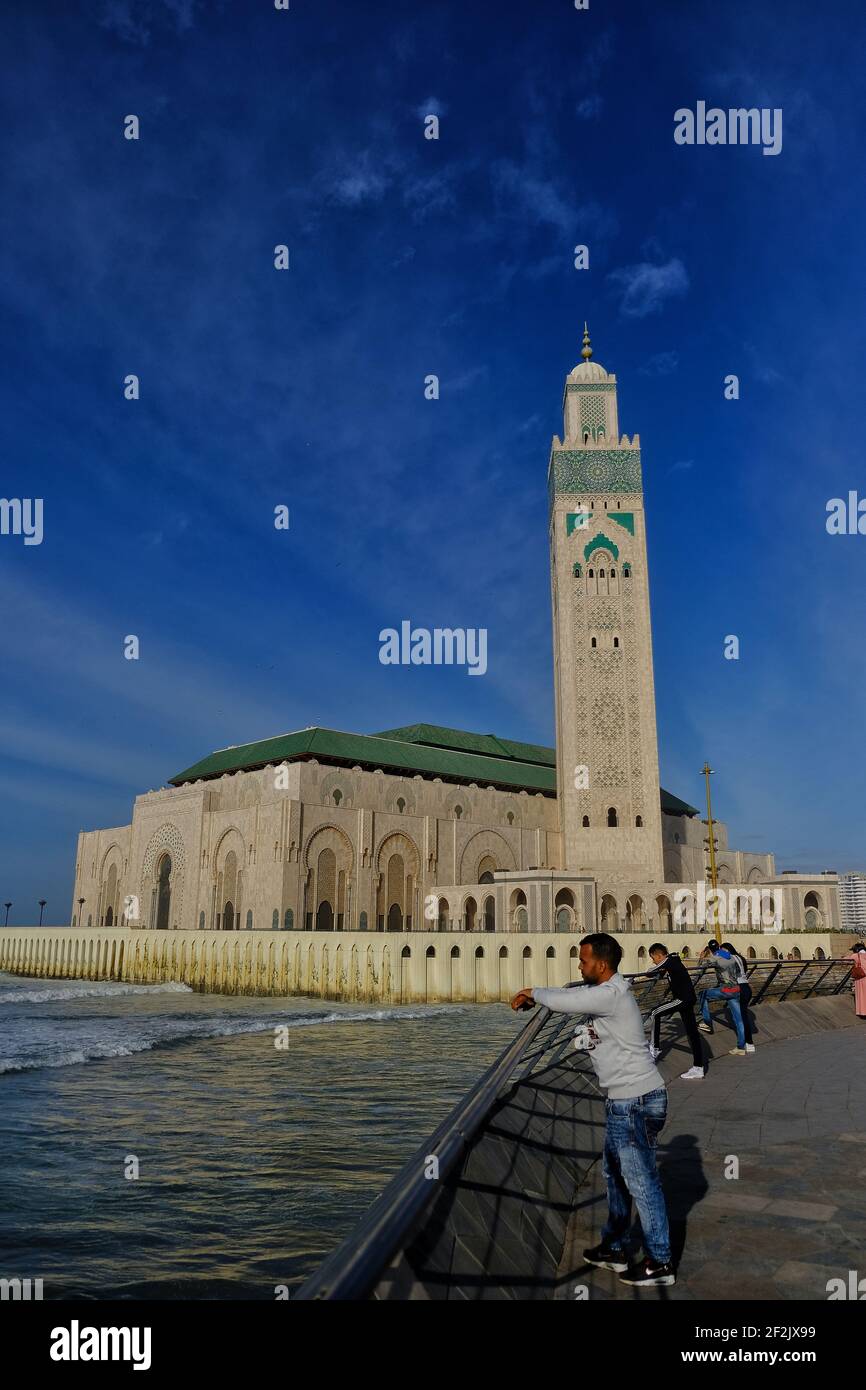 Casablanca, Marocco - 2 marzo 2020 : la bella moschea Hassan 2 vicino al mare a Casablanca Marocco Foto Stock