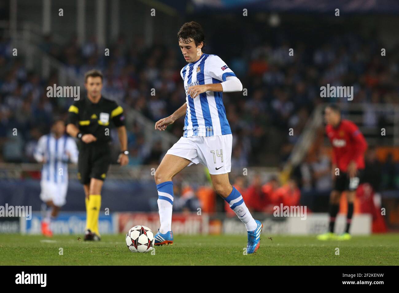 Calcio - UEFA Champions League 2013/2014 - fase di Gruppo - Gruppo A - Real Sociedad v Manchester United il 5 novembre 2013 a San Sebastian , Spagna - Foto Manuel Blondau / AOP PRESS / DPPI - Ruben Pardo di Real Sociedad in azione Foto Stock