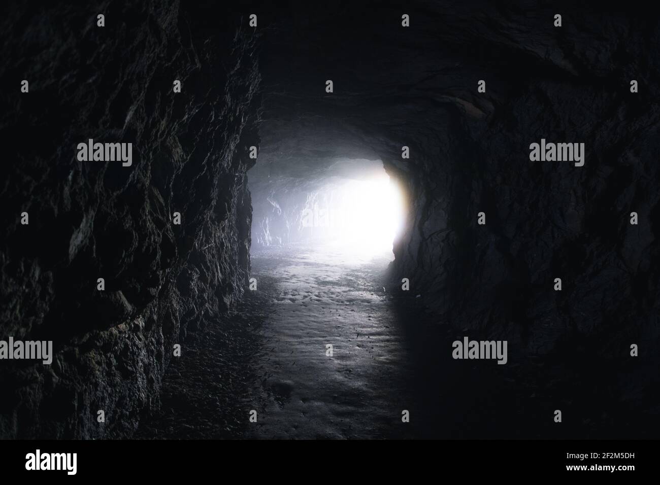 Svizzera, Vallese, Tunnel am Lac des Dix Foto Stock