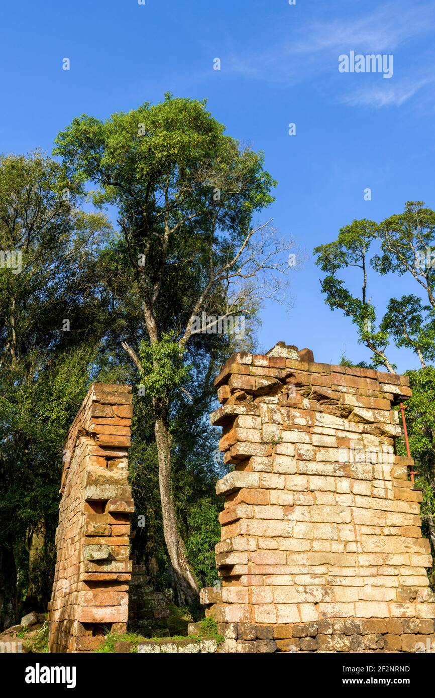 Rovine della riduzione gesuita San Ignacio Mini dei Guaranisi, Patrimonio dell'Umanità dell'UNESCO, Misiones, Argentina, Sud America Foto Stock