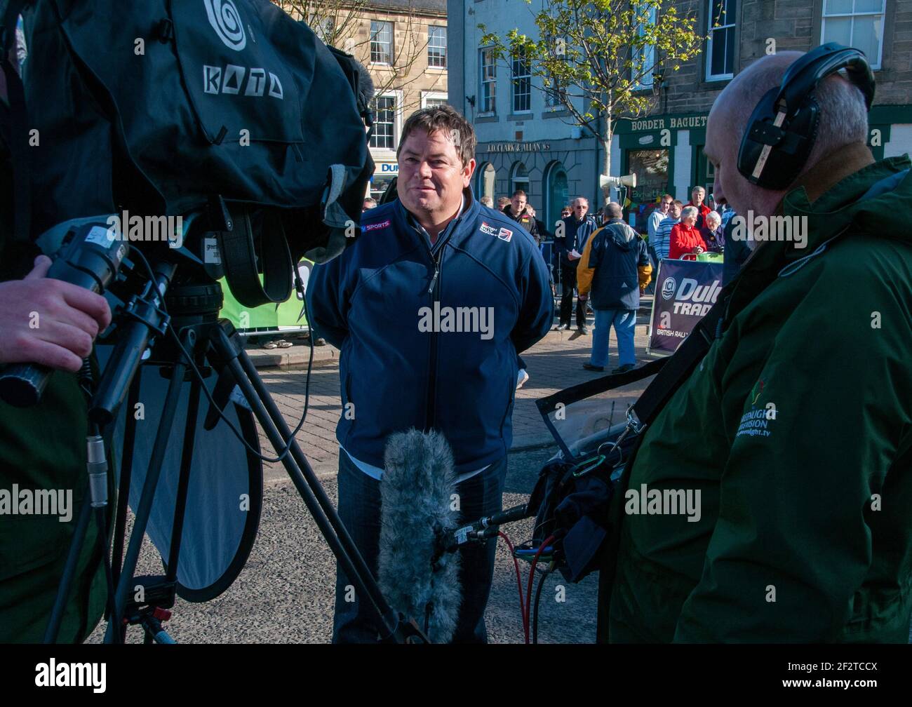 Commentatore TV durante il Jim Clark Rally. Duns, Scottish Borders, Scozia, Regno Unito Foto Stock