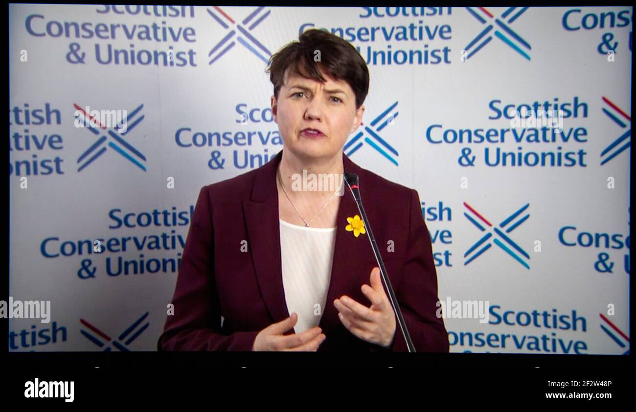 Edimburgo, Scozia, Regno Unito. 13 Marzo 2021. Nella foto: Ruth Davidson MSP, leader del conservatore scozzese Holyrood, ha parlato alla Conferenza Nazionale dei conservatori scozzesi (SCC21). Ruth ha dichiarato: "La Scozia non può permettersi altri cinque anni di questa ossessione SNP divisiva, distruttiva e distruttiva. "Nel bel mezzo di una pandemia globale, quando l'unica priorità dovrebbe essere quella di tirare insieme per sconfiggerla, per riportare il paese in piedi, la priorità della SNP è di dividerci di nuovo. Credit: Colin Fisher/Alamy Live News Foto Stock