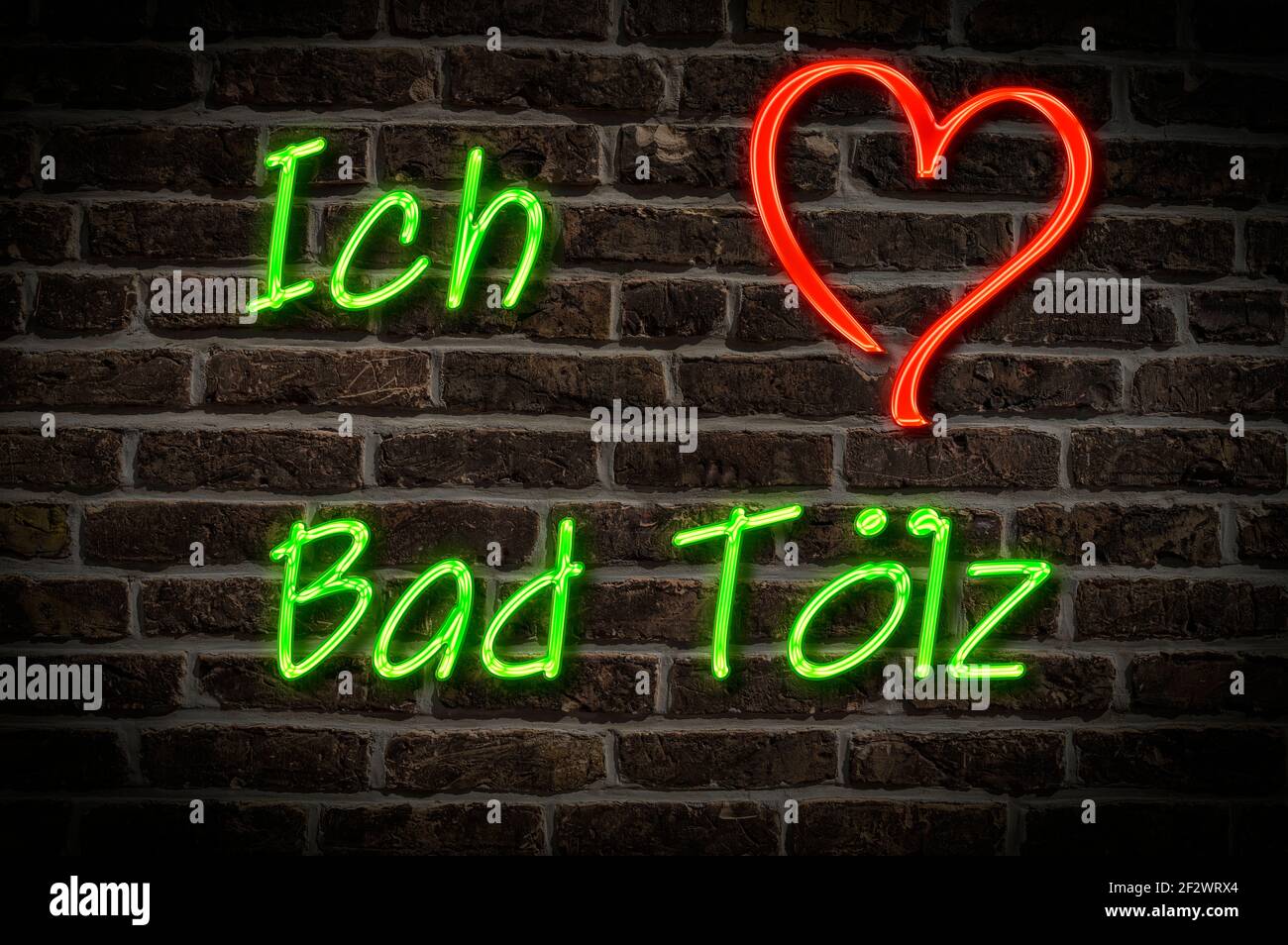Leuchtreklame, Ich liebe Bad Tölz, Bayern, Deutschland, Europa | Pubblicità illuminata, amo Bad Tölz, Baviera, Germania, Europa Foto Stock