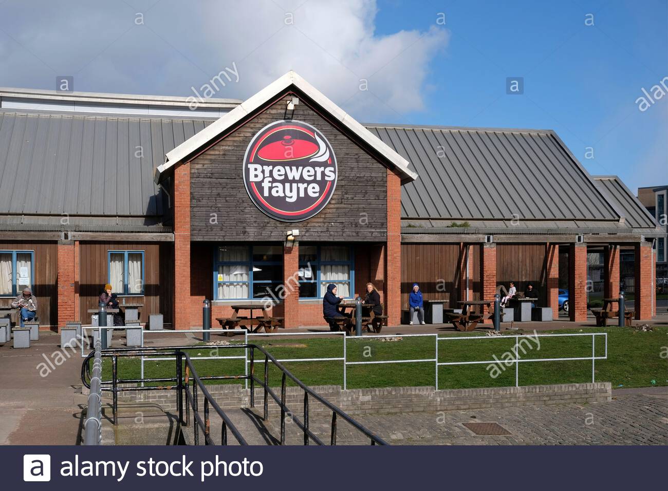 Brewers Fayre, catena di ristoranti con licenza per pub, Newhaven Harbour, Edinburgh Scotland Foto Stock