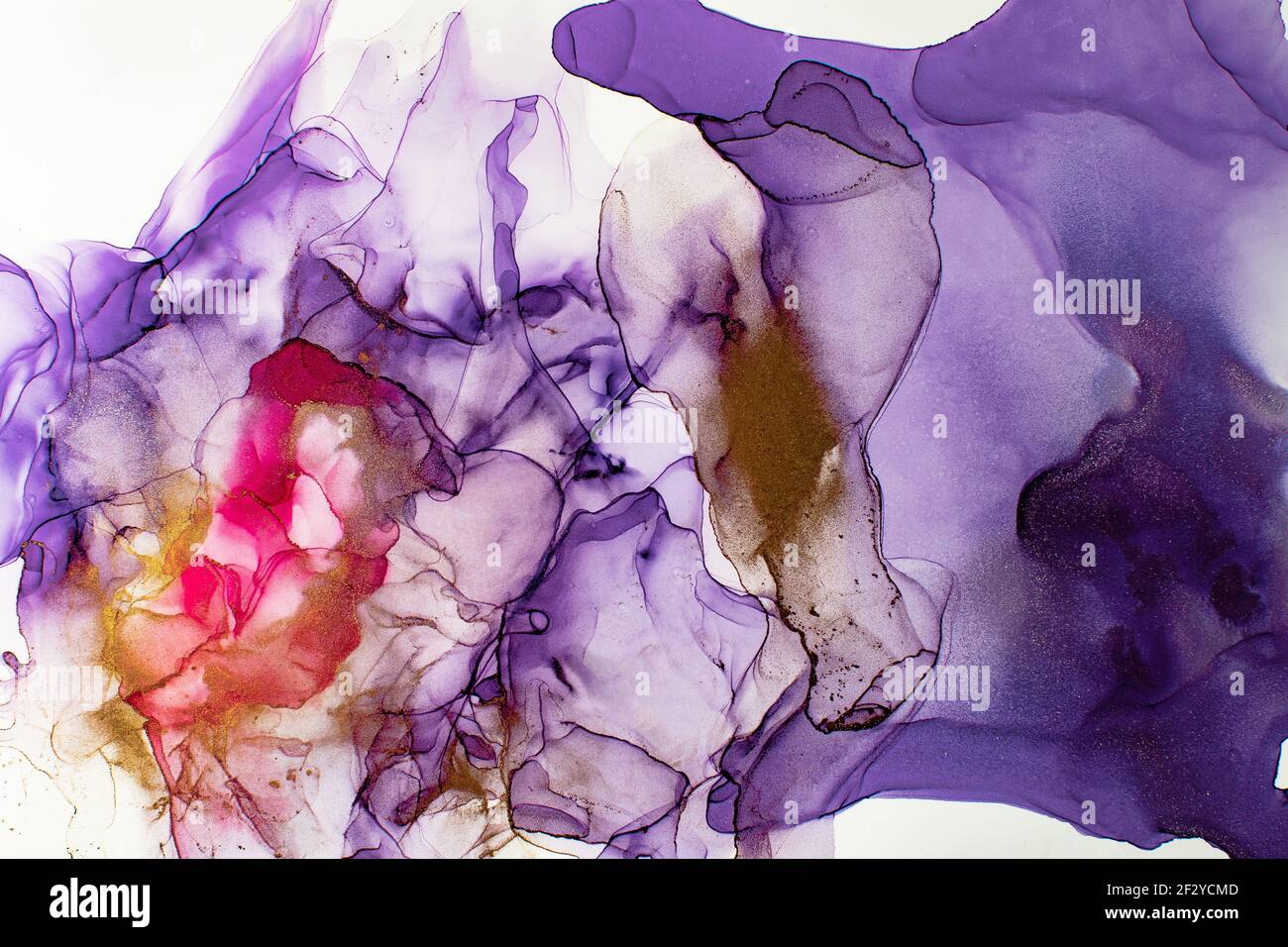 Colore cielo, strisce bianche e dorate. Punti di sfondo ghiacciati. Miscelazione di vernici acriliche. Arte moderna, tessuti in marmo. Colori dell'inchiostro a base di alcool traslucidi Foto Stock