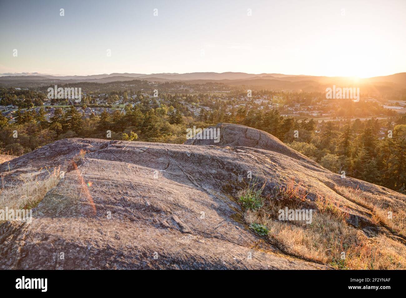 Tramonto su Victoria al Christmas Hill Park, BC, Canada Foto Stock