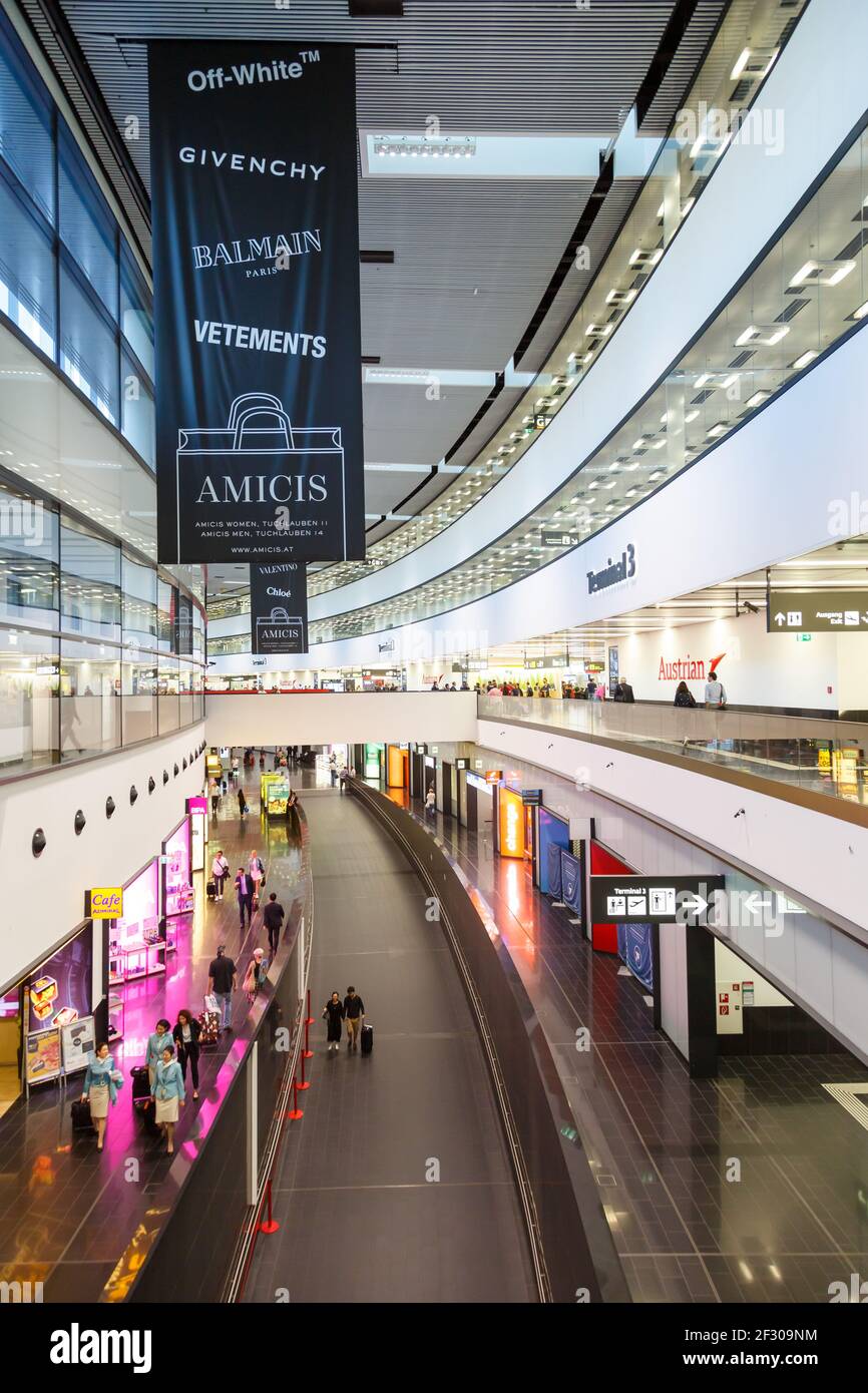 Vienna, Austria - 17 settembre 2018: Terminal 3 all'aeroporto di Vienna (vie) in Austria. Foto Stock
